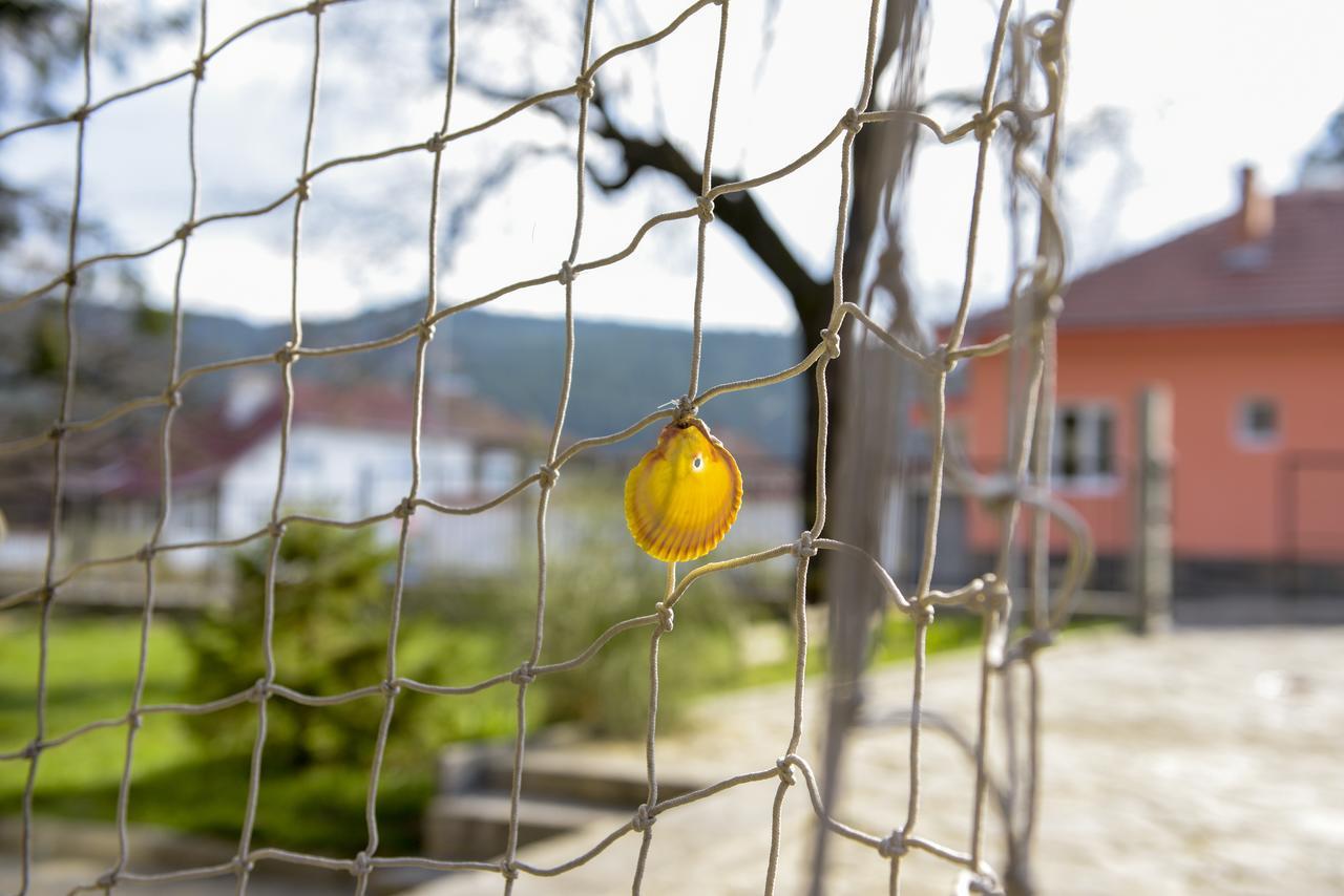 Villa "Forest Way" Pirdop Exterior foto