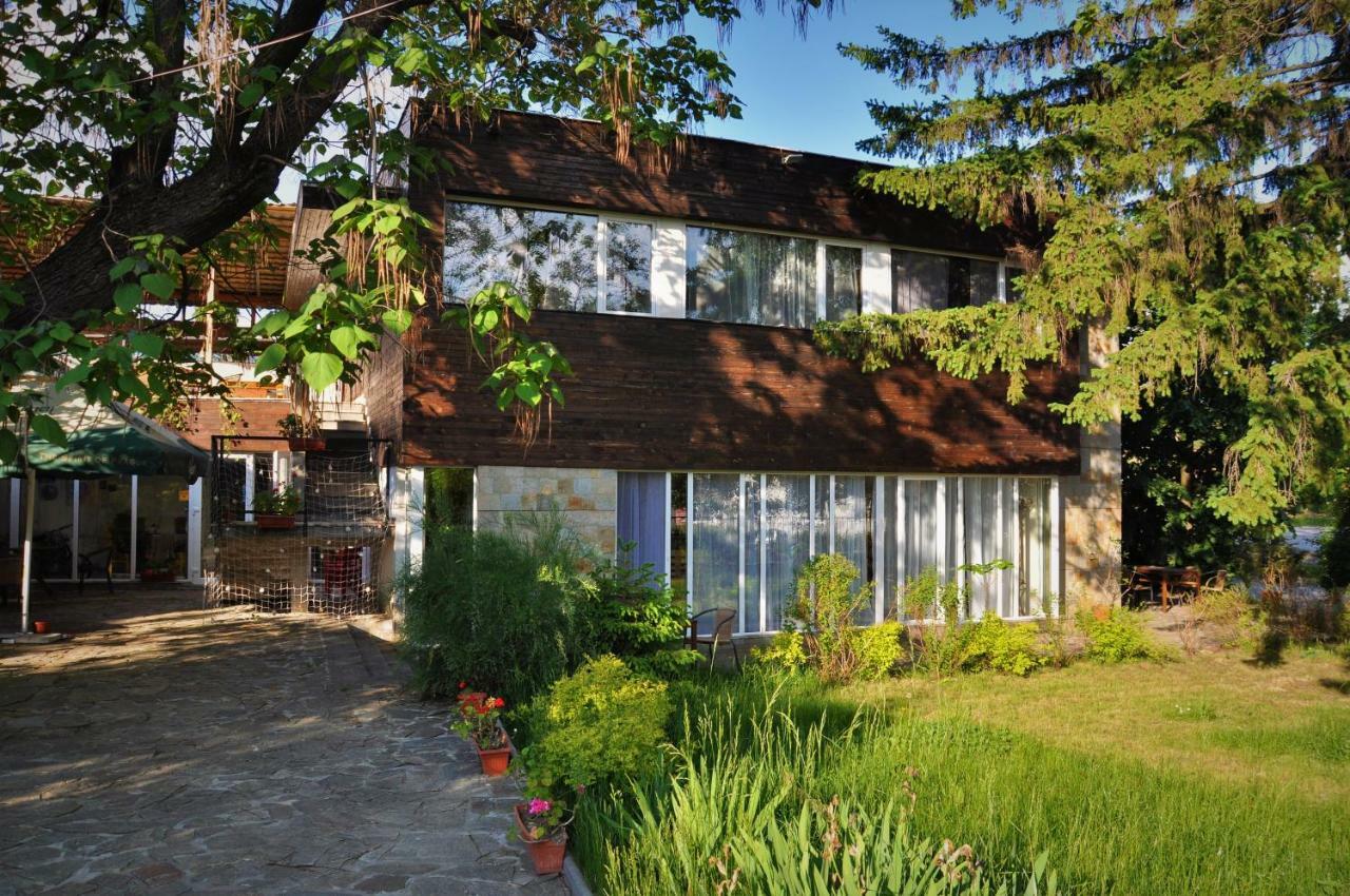Villa "Forest Way" Pirdop Exterior foto